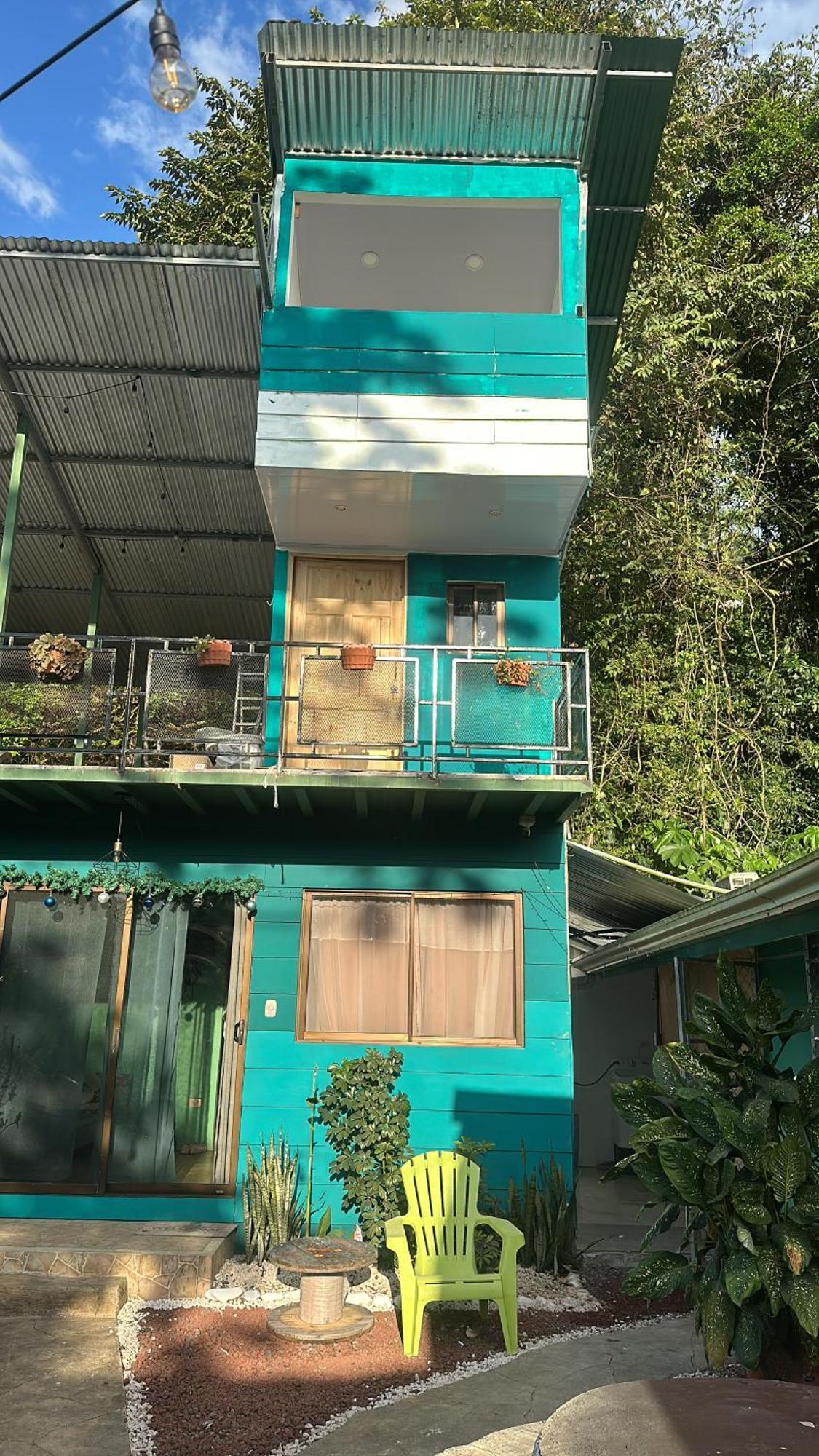 Bed and Breakfast The Jungle Container Quepos Exteriér fotografie